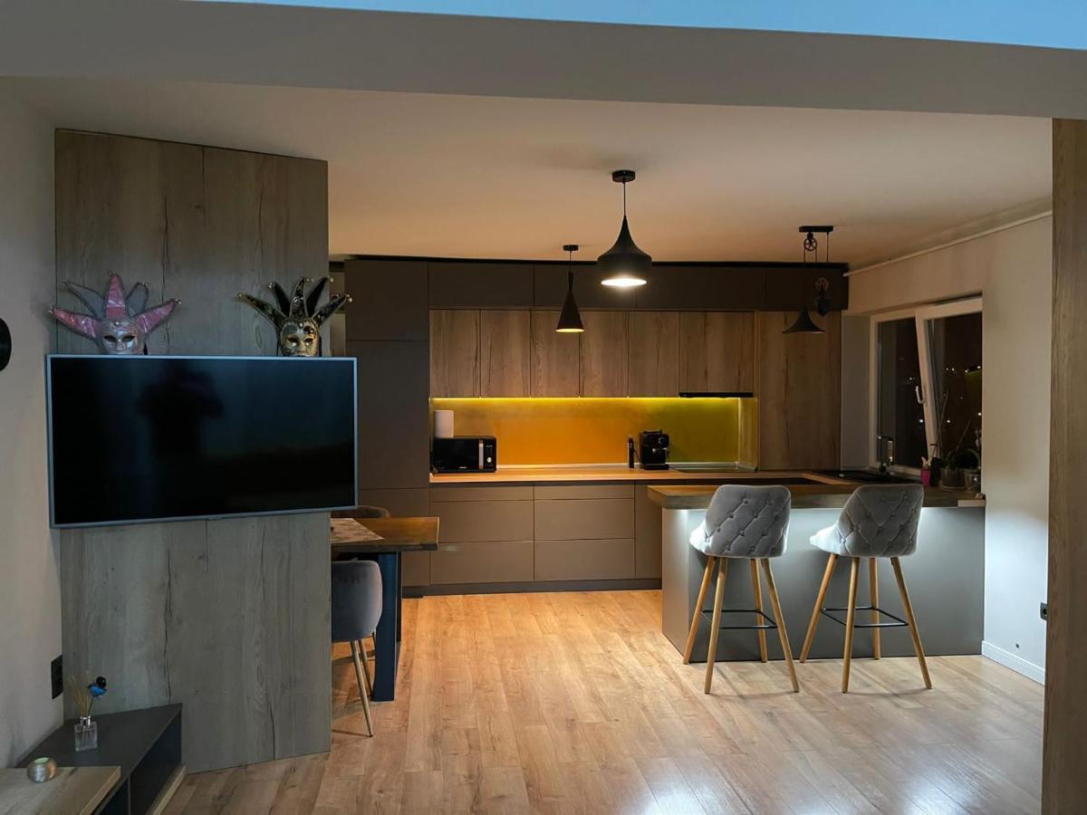 Gavas Jacuzzi & Panoramic View Apartman Kolozsvár Kültér fotó