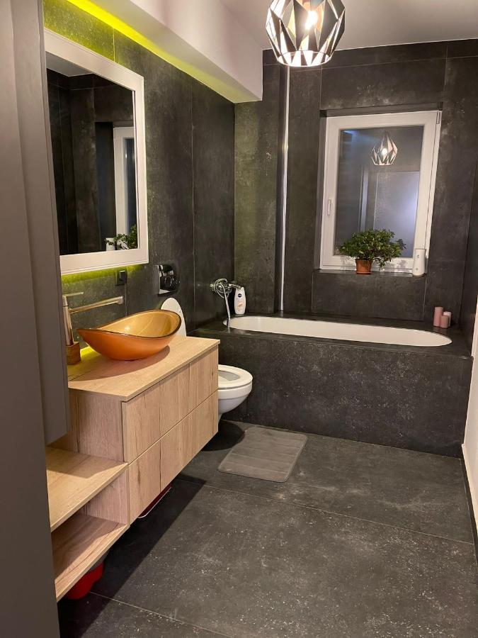 Gavas Jacuzzi & Panoramic View Apartman Kolozsvár Kültér fotó